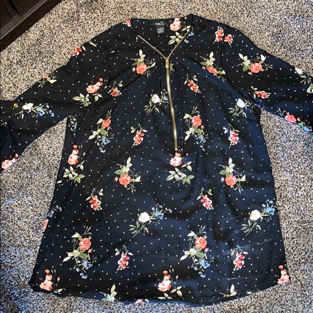 Rue 21 Top